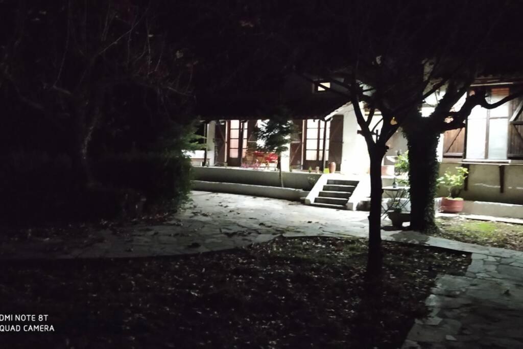 Αρχοντικο Στουσ Προποδεσ Του Ορουσ Διρφυσ Villa Loutsa  Kültér fotó