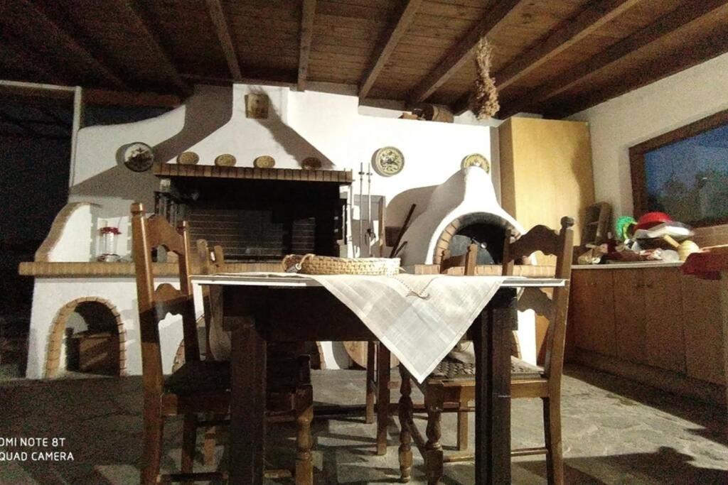 Αρχοντικο Στουσ Προποδεσ Του Ορουσ Διρφυσ Villa Loutsa  Kültér fotó